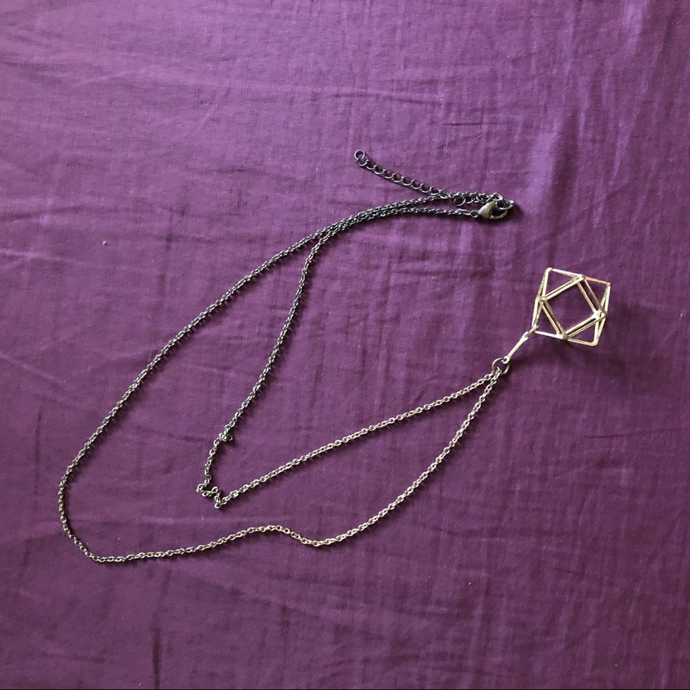 Gold geometric necklace